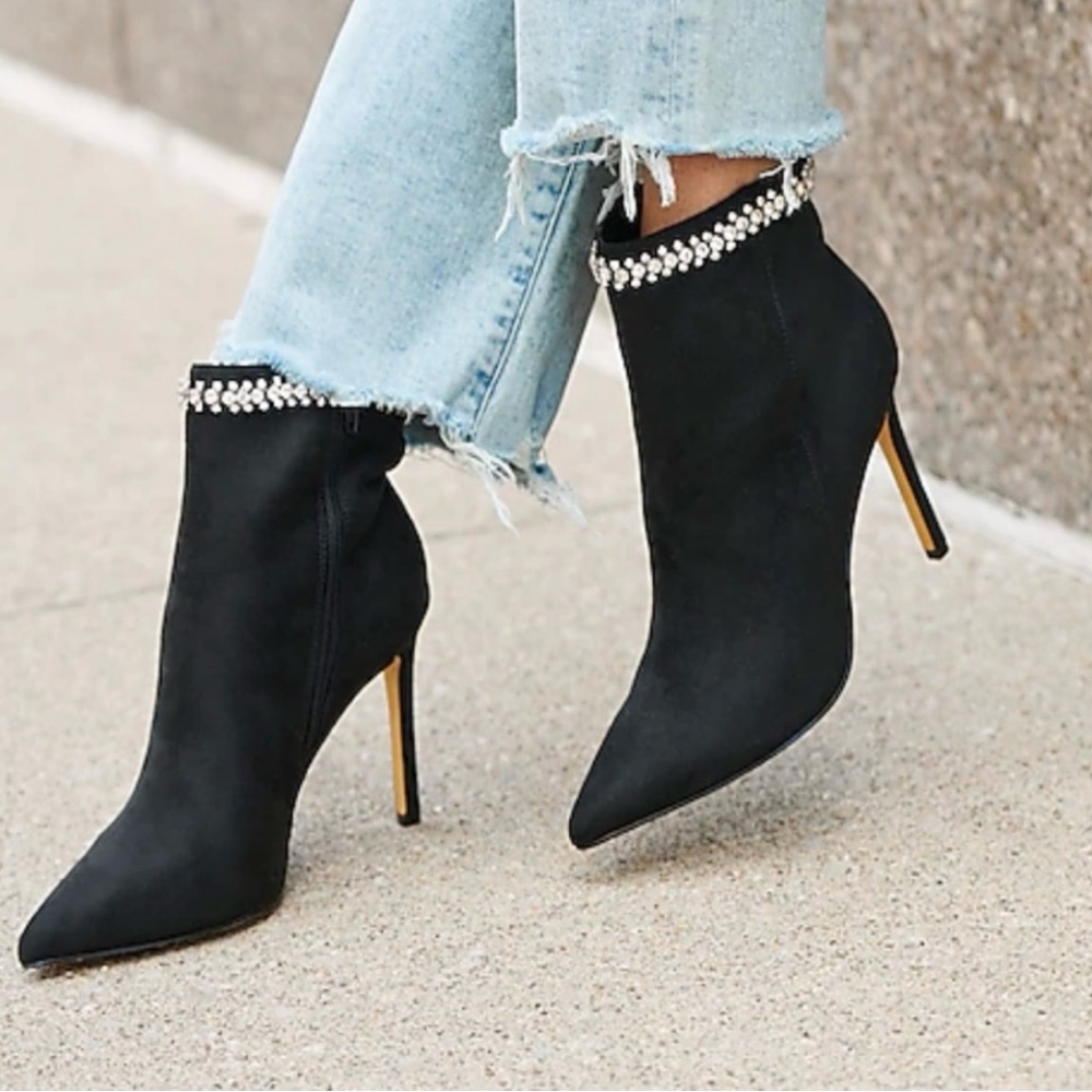Express Black Heeled Boots with Silver Accents